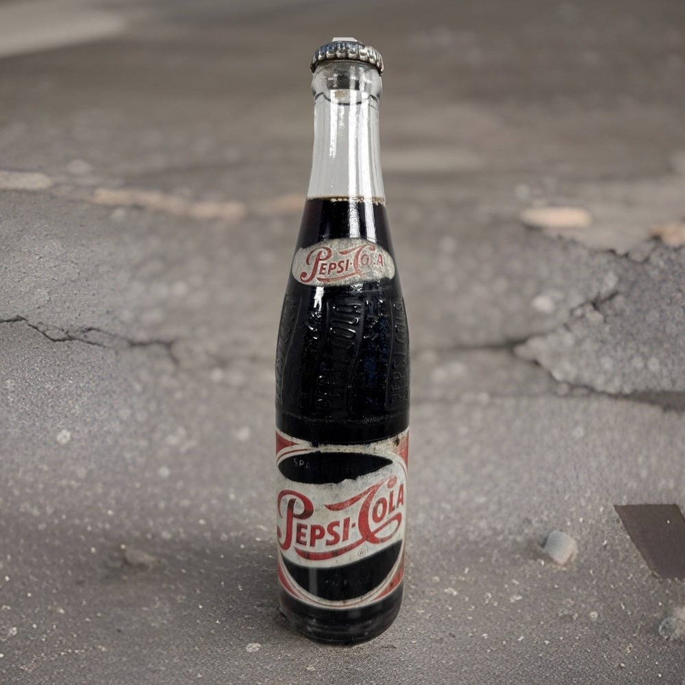 1950's VINTAGE‎ PEPSI BOTTLE----SPARKLING----12 OUNCE----- FULL---Panama City FL